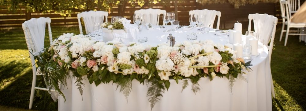 Tablecloth Rental Service for Canadian Restaurants