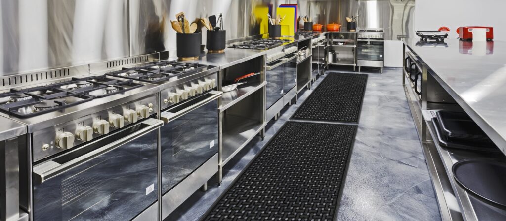 How Anti-Fatigue Mats Improve Workplace Comfort